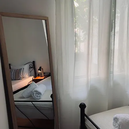 Nyaraló Casa En La Montana *